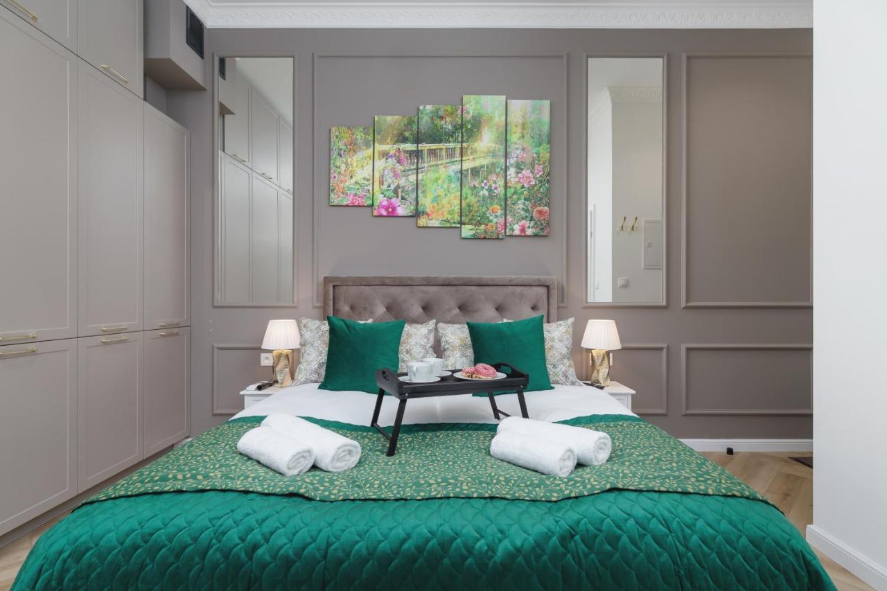 Kazimierz Studio With Jacuzzi By Renters Prestige คราคูฟ ภายนอก รูปภาพ